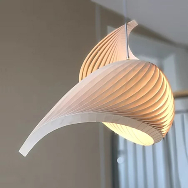 Lampadario di lusso con balcone da salotto, semplice e moderno, creativo